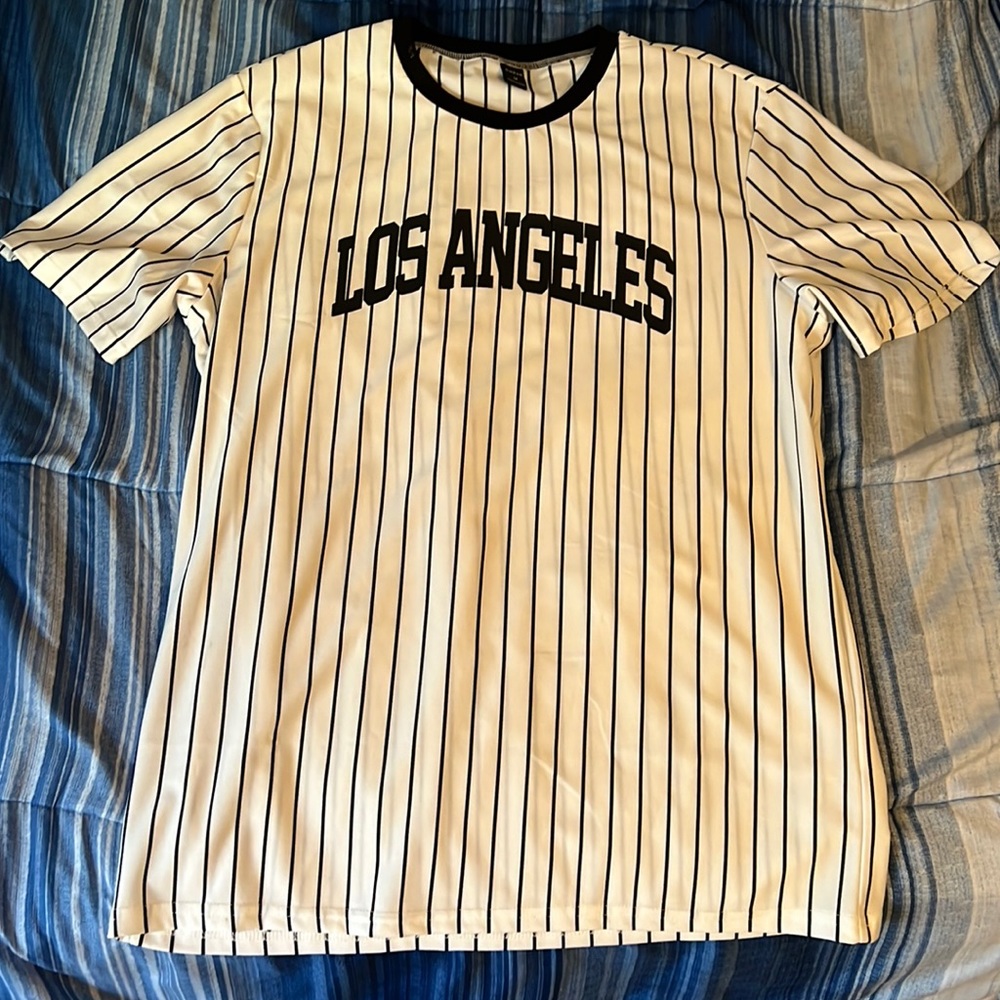 White tee with black stripes "Los Angeles ", Great for a sporty look! :)